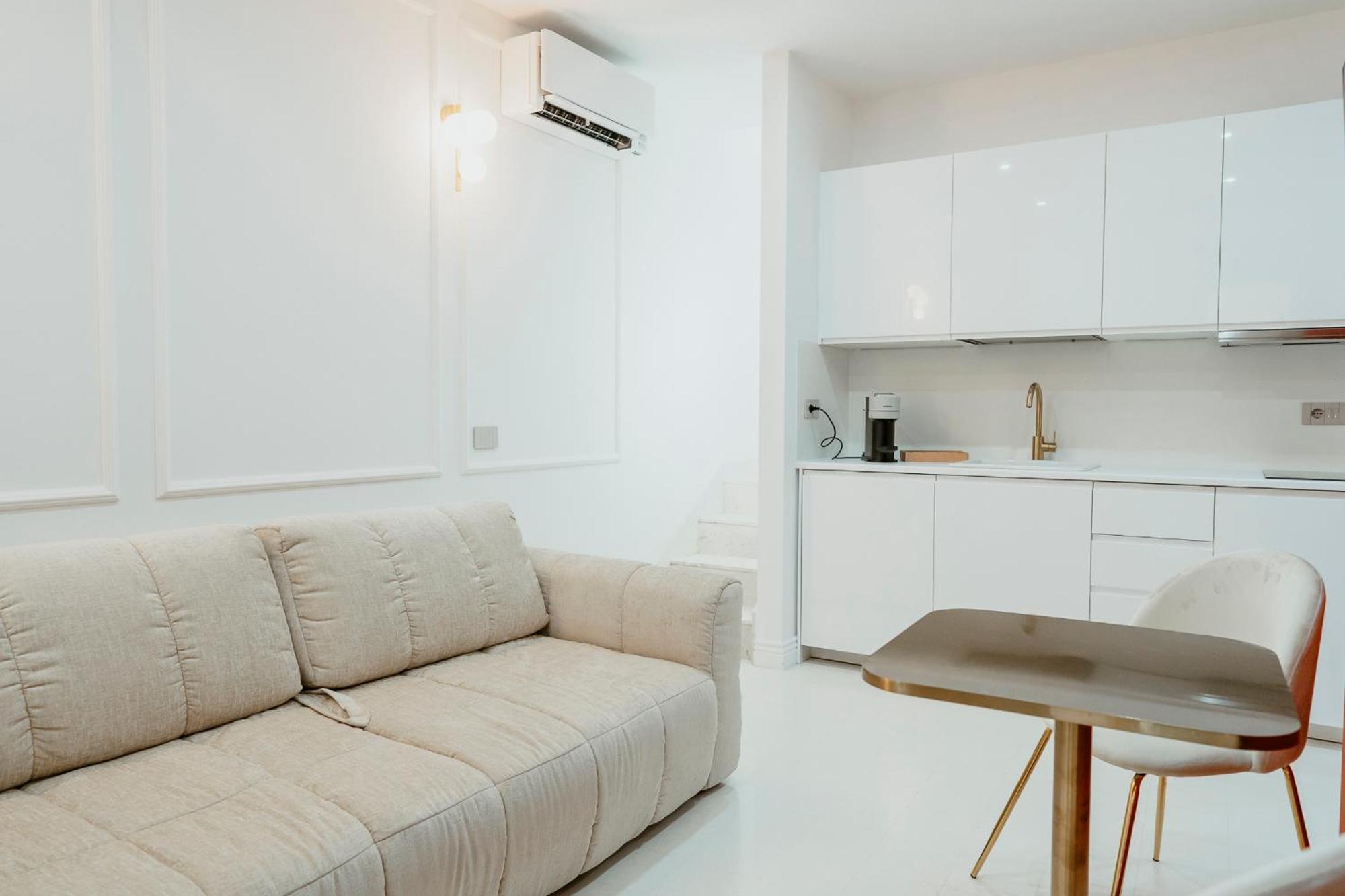 Luxury Apartment-Quartieri Spagn By Alux38 Naples Luaran gambar