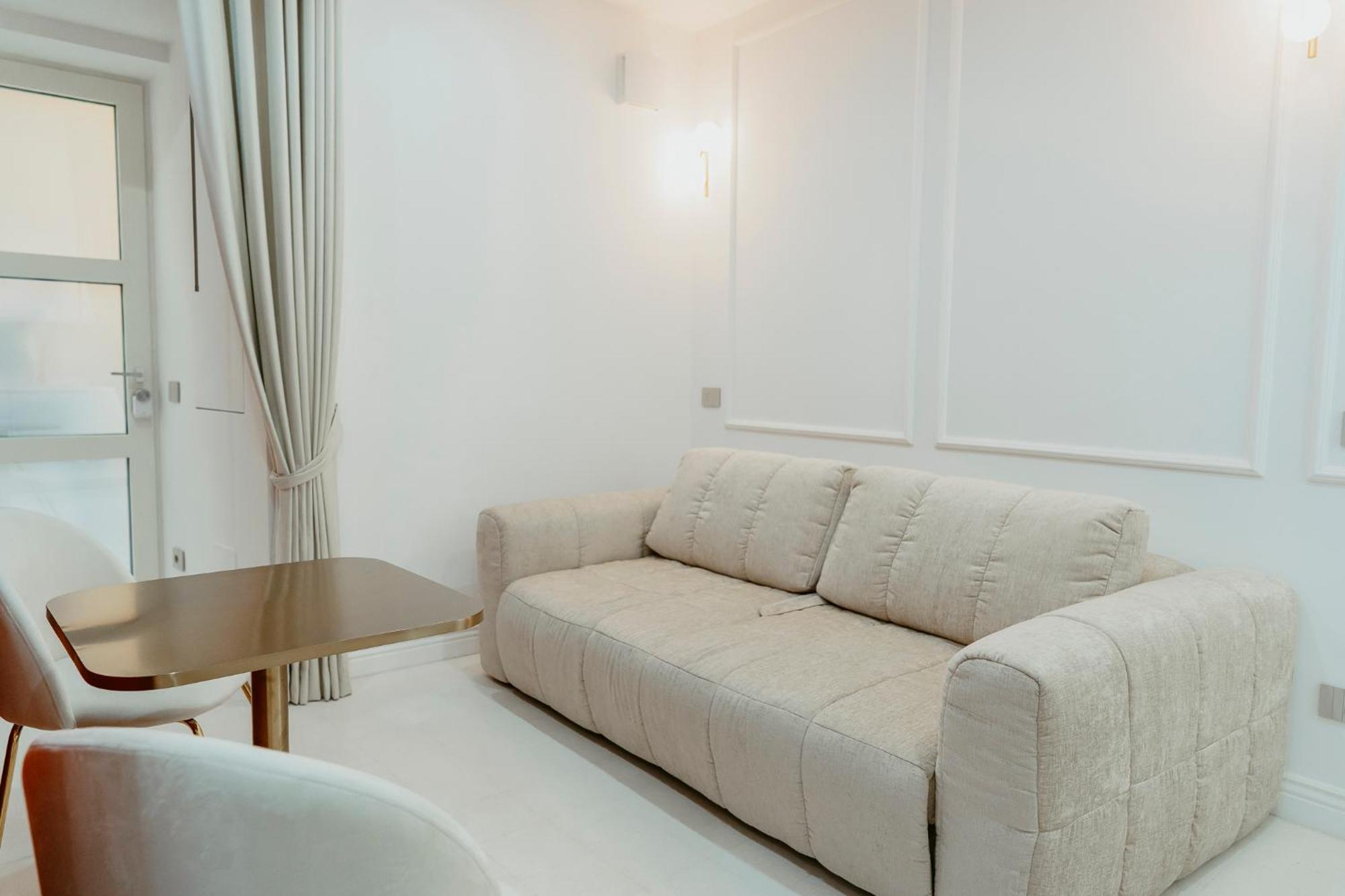 Luxury Apartment-Quartieri Spagn By Alux38 Naples Luaran gambar
